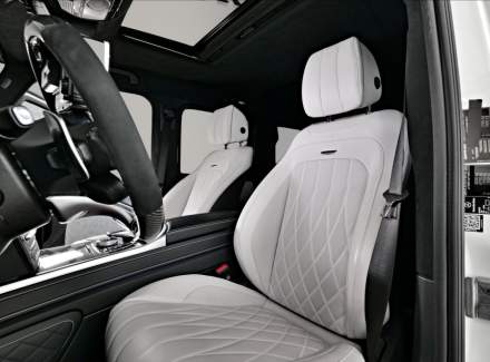 Mercedes-Benz - G-class