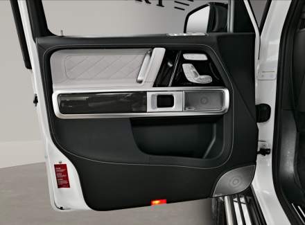 Mercedes-Benz - G-class