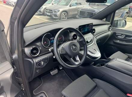 Mercedes-Benz - V-class