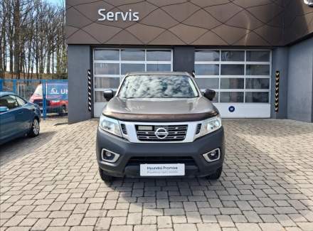 Nissan - Navara