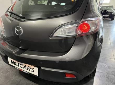 Mazda - 3