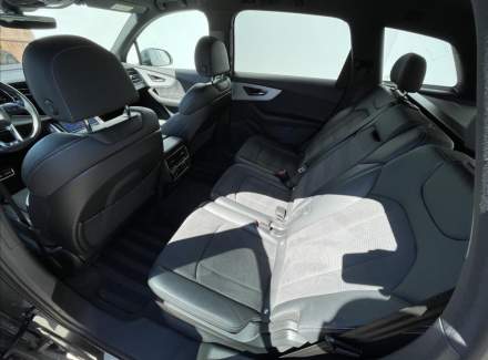 Audi - Q7
