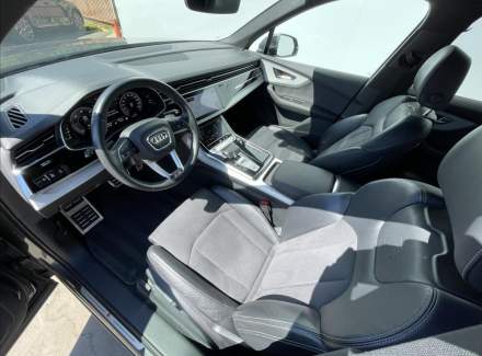Audi - Q7