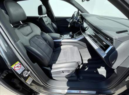 Audi - Q7