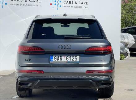 Audi - Q7