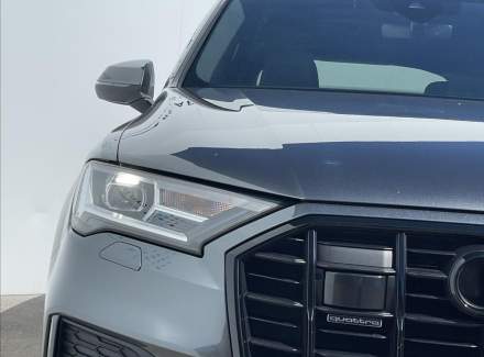Audi - Q7
