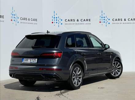 Audi - Q7