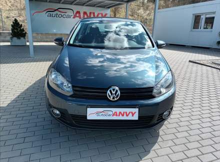 Volkswagen - Golf