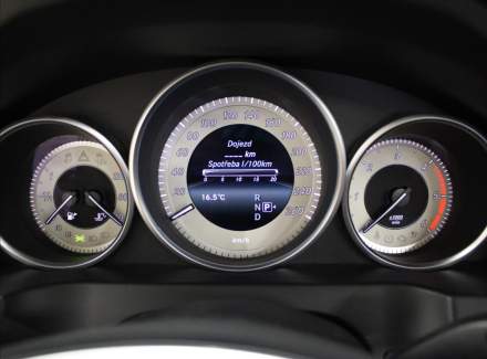 Mercedes-Benz - E-class