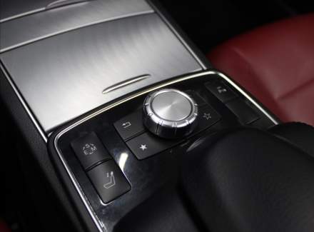 Mercedes-Benz - E-class