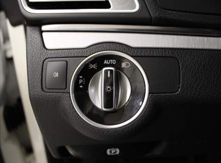Mercedes-Benz - E-class