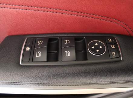 Mercedes-Benz - E-class