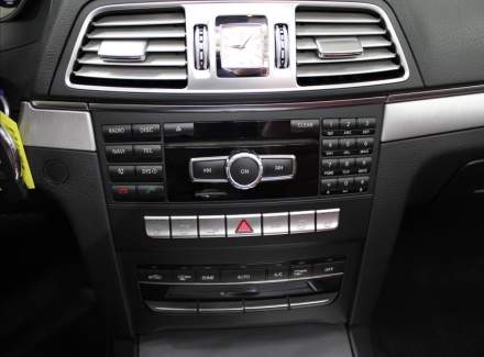 Mercedes-Benz - E-class