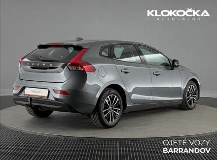 Volvo - V40