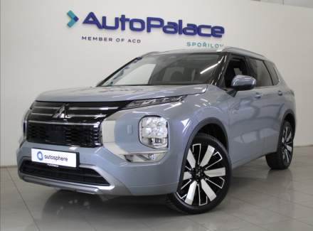 Mitsubishi - Outlander
