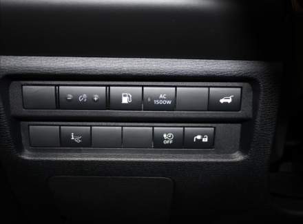 Mitsubishi - Outlander
