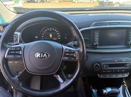 Kia - Sorento