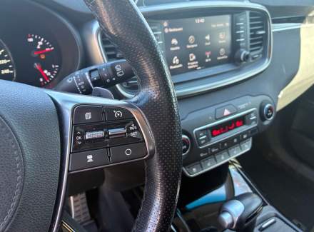 Kia - Sorento