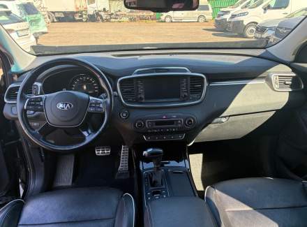 Kia - Sorento