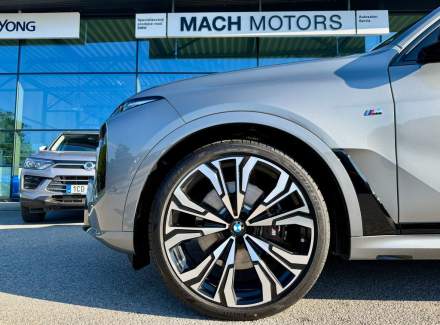 BMW - X7