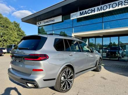 BMW - X7