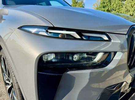 BMW - X7