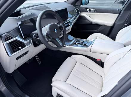 BMW - X7