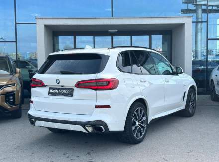BMW - X5