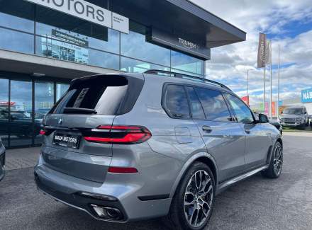 BMW - X7