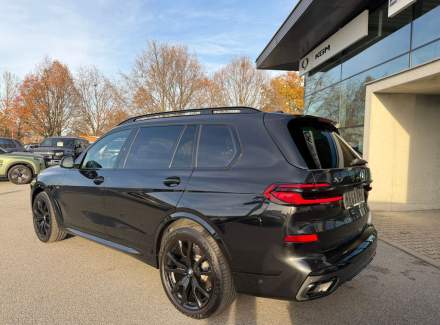 BMW - X7