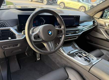 BMW - X7