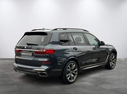 BMW - X7