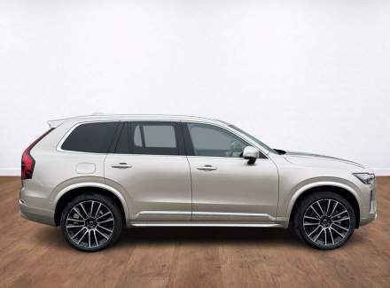 Volvo - XC90