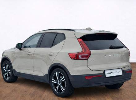 Volvo - XC40