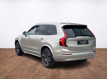 Volvo - XC90