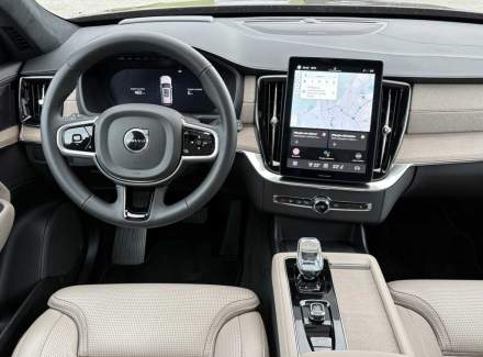 Volvo - XC90