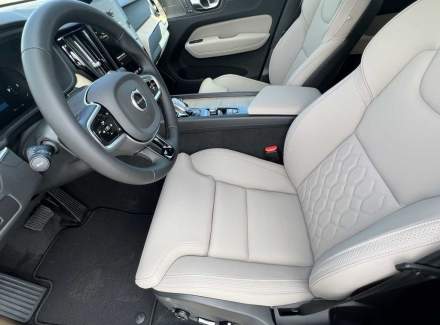 Volvo - XC60