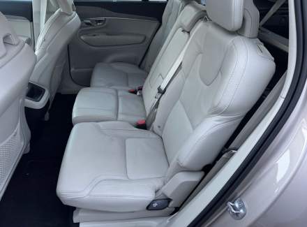 Volvo - XC90
