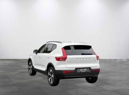 Volvo - XC40