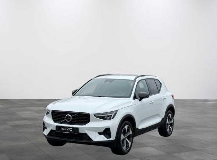 Volvo - XC40
