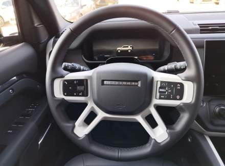 Land Rover - Defender