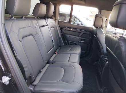 Land Rover - Defender