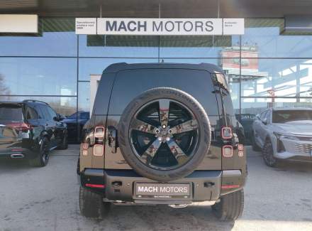 Land Rover - Defender