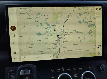 Land Rover - Defender