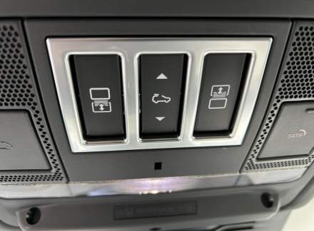 Land Rover - Discovery