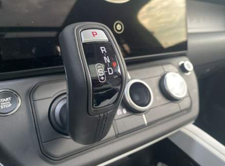 Land Rover - Defender