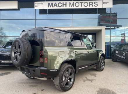 Land Rover - Defender