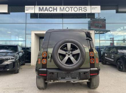 Land Rover - Defender