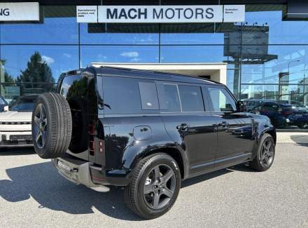 Land Rover - Defender