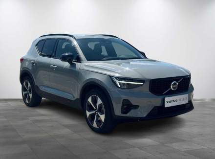 Volvo - XC40